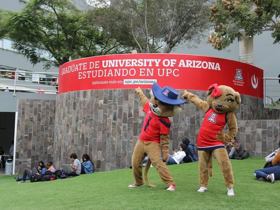 Doble titulación con una universidad Top 100 del mundo